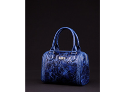 MODEL:(型号LAA-B076蓝），RMB￥15000..USD$2175