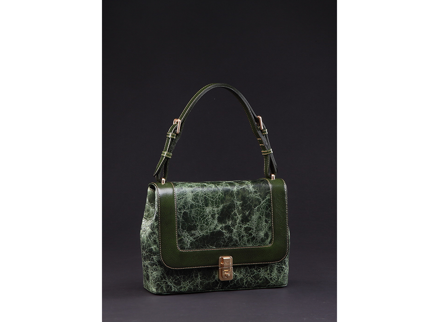 MODEL:(型号LAA-B105），RMB￥16000..USD$2319
